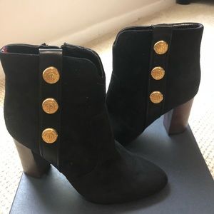 Tommy Hilfiger black suede booties 6.5